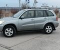 Серый Тойота РАВ 4, объемом двигателя 2 л и пробегом 260 тыс. км за 4250 $, фото 4 на Automoto.ua