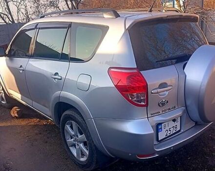 Серый Тойота РАВ 4, объемом двигателя 2.4 л и пробегом 270 тыс. км за 8400 $, фото 5 на Automoto.ua