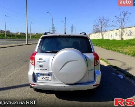 Серый Тойота РАВ 4, объемом двигателя 2.4 л и пробегом 164 тыс. км за 9100 $, фото 2 на Automoto.ua