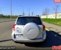 Серый Тойота РАВ 4, объемом двигателя 2.4 л и пробегом 164 тыс. км за 9100 $, фото 2 на Automoto.ua