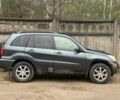Сірий Тойота РАВ 4, об'ємом двигуна 2 л та пробігом 240 тис. км за 2750 $, фото 3 на Automoto.ua