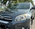 Сірий Тойота РАВ 4, об'ємом двигуна 2 л та пробігом 223 тис. км за 10000 $, фото 1 на Automoto.ua