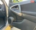 Серый Тойота РАВ 4, объемом двигателя 2.23 л и пробегом 270 тыс. км за 10300 $, фото 13 на Automoto.ua