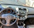 Серый Тойота РАВ 4, объемом двигателя 2 л и пробегом 292 тыс. км за 9275 $, фото 3 на Automoto.ua