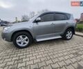 Серый Тойота РАВ 4, объемом двигателя 2.2 л и пробегом 265 тыс. км за 9400 $, фото 4 на Automoto.ua