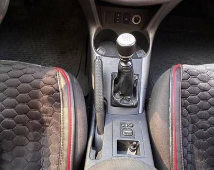 Сірий Тойота РАВ 4, об'ємом двигуна 2.2 л та пробігом 244 тис. км за 9500 $, фото 15 на Automoto.ua