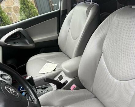 Сірий Тойота РАВ 4, об'ємом двигуна 2.4 л та пробігом 144 тис. км за 11200 $, фото 14 на Automoto.ua