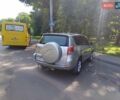 Серый Тойота РАВ 4, объемом двигателя 2.4 л и пробегом 248 тыс. км за 9300 $, фото 1 на Automoto.ua
