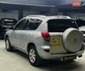 Серый Тойота РАВ 4, объемом двигателя 2 л и пробегом 220 тыс. км за 9300 $, фото 3 на Automoto.ua