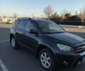 Серый Тойота РАВ 4, объемом двигателя 2.4 л и пробегом 155 тыс. км за 9000 $, фото 2 на Automoto.ua