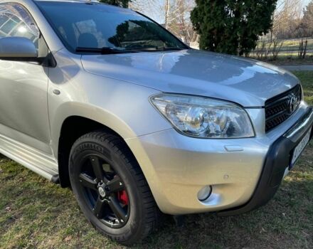 Тойота РАВ 4 2007 в Василькове на Automoto.ua Серый Тойота РАВ 4, объемом двигателя 2 л и пробегом 195 тыс. км за 10200 $, фото 10 на Automoto.ua