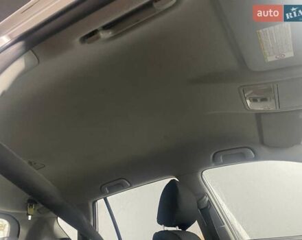 Серый Тойота РАВ 4, объемом двигателя 2 л и пробегом 195 тыс. км за 8000 $, фото 7 на Automoto.ua