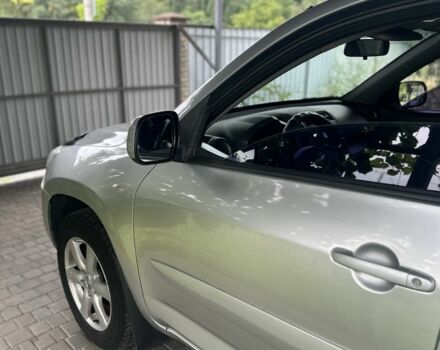 Сірий Тойота РАВ 4, об'ємом двигуна 2 л та пробігом 286 тис. км за 7000 $, фото 8 на Automoto.ua