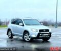 Серый Тойота РАВ 4, объемом двигателя 2 л и пробегом 226 тыс. км за 7999 $, фото 1 на Automoto.ua