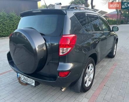 Серый Тойота РАВ 4, объемом двигателя 2 л и пробегом 243 тыс. км за 8800 $, фото 5 на Automoto.ua