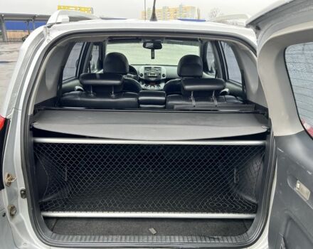 Серый Тойота РАВ 4, объемом двигателя 2 л и пробегом 226 тыс. км за 7999 $, фото 15 на Automoto.ua