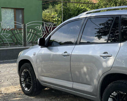 Серый Тойота РАВ 4, объемом двигателя 2.23 л и пробегом 291 тыс. км за 8600 $, фото 4 на Automoto.ua