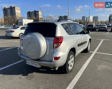 Серый Тойота РАВ 4, объемом двигателя 2.23 л и пробегом 279 тыс. км за 10100 $, фото 5 на Automoto.ua