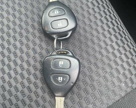 Серый Тойота РАВ 4, объемом двигателя 2 л и пробегом 195 тыс. км за 8000 $, фото 13 на Automoto.ua