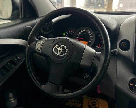 Серый Тойота РАВ 4, объемом двигателя 2.4 л и пробегом 144 тыс. км за 11000 $, фото 15 на Automoto.ua