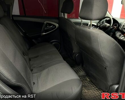 Серый Тойота РАВ 4, объемом двигателя 2 л и пробегом 200 тыс. км за 8800 $, фото 5 на Automoto.ua