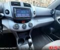 Серый Тойота РАВ 4, объемом двигателя 2.4 л и пробегом 230 тыс. км за 9300 $, фото 6 на Automoto.ua