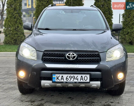 Серый Тойота РАВ 4, объемом двигателя 2 л и пробегом 172 тыс. км за 9500 $, фото 11 на Automoto.ua