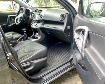 Тойота РАВ 4 2007 у Камінь-Каширський на Automoto.ua Сірий Тойота РАВ 4, об'ємом двигуна 2.23 л та пробігом 232 тис. км за 10400 $, фото 15 на Automoto.ua