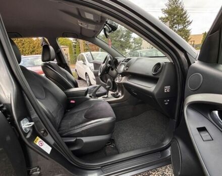 Серый Тойота РАВ 4, объемом двигателя 2.2 л и пробегом 177 тыс. км за 2800 $, фото 8 на Automoto.ua