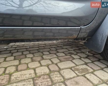 Сірий Тойота РАВ 4, об'ємом двигуна 2 л та пробігом 210 тис. км за 8300 $, фото 1 на Automoto.ua