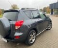 Серый Тойота РАВ 4, объемом двигателя 2.2 л и пробегом 350 тыс. км за 5100 $, фото 4 на Automoto.ua