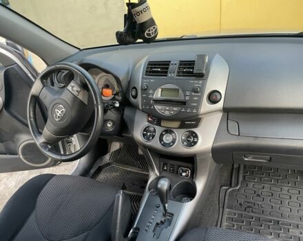 Серый Тойота РАВ 4, объемом двигателя 2 л и пробегом 2 тыс. км за 8500 $, фото 6 на Automoto.ua