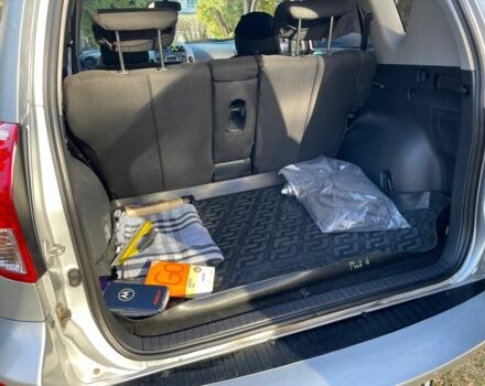 Тойота РАВ 4 2007 в Василькове на Automoto.ua Серый Тойота РАВ 4, объемом двигателя 2 л и пробегом 195 тыс. км за 10200 $, фото 3 на Automoto.ua