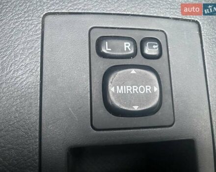 Серый Тойота РАВ 4, объемом двигателя 2 л и пробегом 195 тыс. км за 8000 $, фото 11 на Automoto.ua