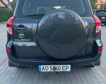 Серый Тойота РАВ 4, объемом двигателя 2 л и пробегом 243 тыс. км за 8800 $, фото 7 на Automoto.ua