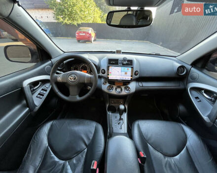 Сірий Тойота РАВ 4, об'ємом двигуна 2 л та пробігом 233 тис. км за 11300 $, фото 18 на Automoto.ua