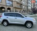 Сірий Тойота РАВ 4, об'ємом двигуна 2.36 л та пробігом 187 тис. км за 9300 $, фото 2 на Automoto.ua
