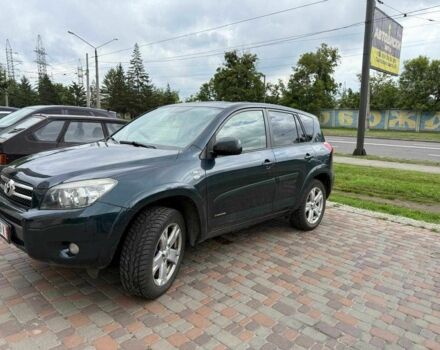 Серый Тойота РАВ 4, объемом двигателя 2.2 л и пробегом 300 тыс. км за 5500 $, фото 2 на Automoto.ua