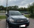 Серый Тойота РАВ 4, объемом двигателя 2.2 л и пробегом 300 тыс. км за 5500 $, фото 1 на Automoto.ua