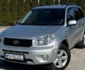 Сірий Тойота РАВ 4, об'ємом двигуна 2 л та пробігом 298 тис. км за 2650 $, фото 1 на Automoto.ua