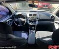 Серый Тойота РАВ 4, объемом двигателя 2 л и пробегом 160 тыс. км за 10500 $, фото 2 на Automoto.ua