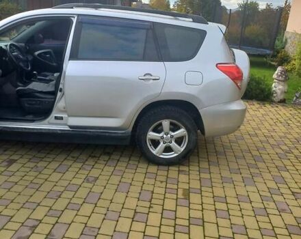 Серый Тойота РАВ 4, объемом двигателя 2.4 л и пробегом 282 тыс. км за 7900 $, фото 13 на Automoto.ua