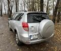 Сірий Тойота РАВ 4, об'ємом двигуна 2.4 л та пробігом 174 тис. км за 11700 $, фото 1 на Automoto.ua