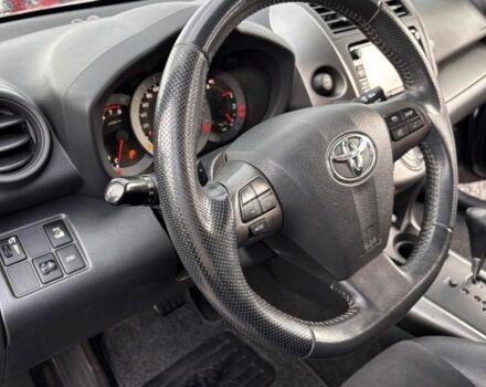 Серый Тойота РАВ 4, объемом двигателя 2.2 л и пробегом 177 тыс. км за 2800 $, фото 9 на Automoto.ua