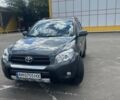 Серый Тойота РАВ 4, объемом двигателя 2 л и пробегом 257 тыс. км за 8200 $, фото 5 на Automoto.ua