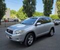 Серый Тойота РАВ 4, объемом двигателя 2 л и пробегом 113 тыс. км за 12000 $, фото 1 на Automoto.ua