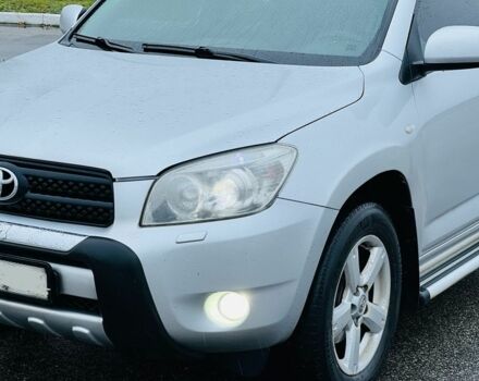 Серый Тойота РАВ 4, объемом двигателя 2 л и пробегом 226 тыс. км за 7999 $, фото 11 на Automoto.ua