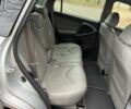Сірий Тойота РАВ 4, об'ємом двигуна 2.4 л та пробігом 174 тис. км за 11700 $, фото 4 на Automoto.ua