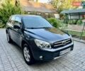 Серый Тойота РАВ 4, объемом двигателя 2.2 л и пробегом 216 тыс. км за 8200 $, фото 1 на Automoto.ua