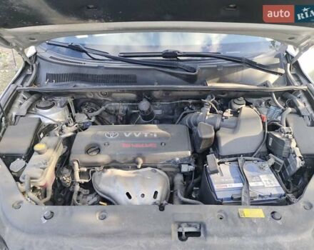 Серый Тойота РАВ 4, объемом двигателя 2.36 л и пробегом 196 тыс. км за 9500 $, фото 10 на Automoto.ua